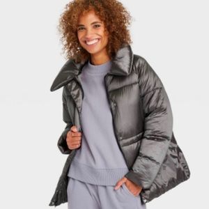 Womens Medium Length Puffer Jacket Size XS
X-Small a New Day Gray NEW